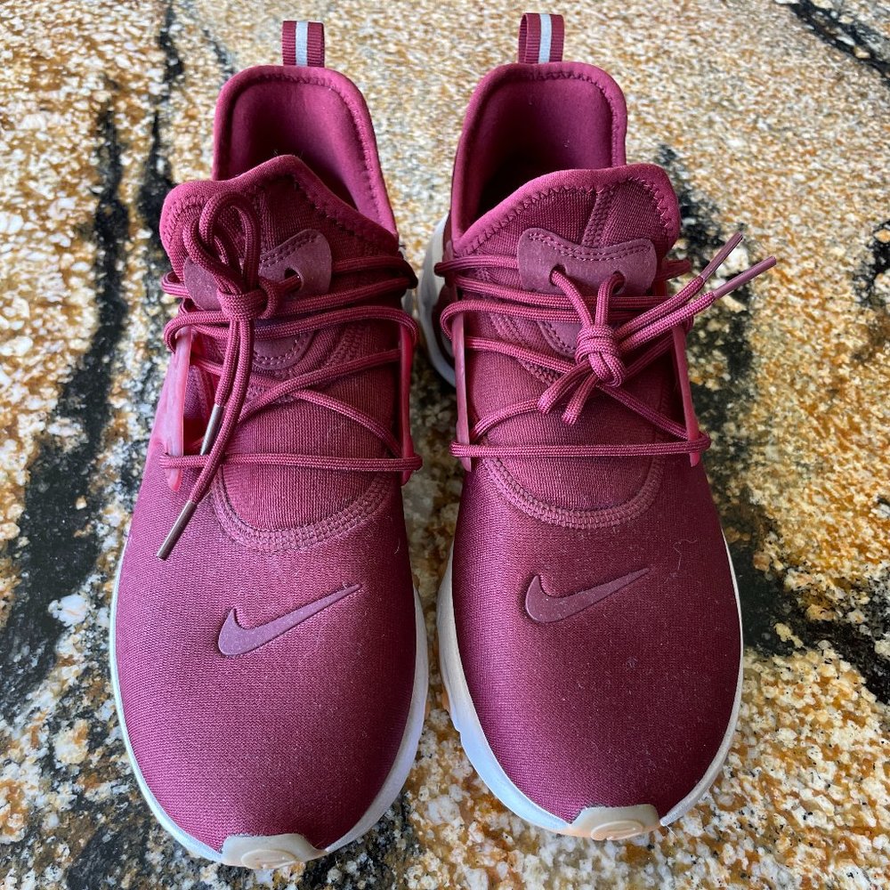 Nike React Presto Team Red Sneaker
